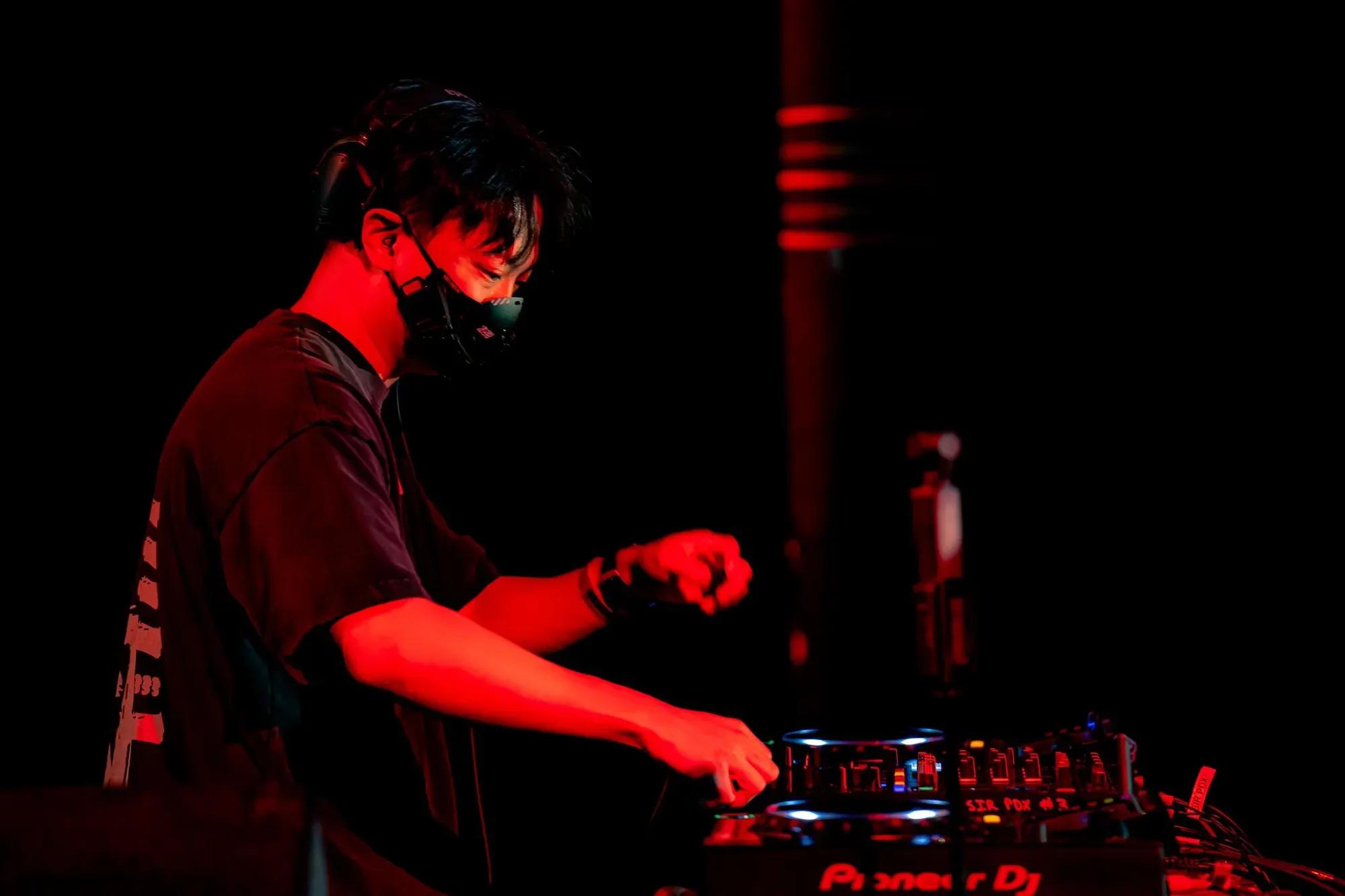 NINJ3FF3C7 — VTuber DJ and anime producer performing at Knox Pop Con 2026